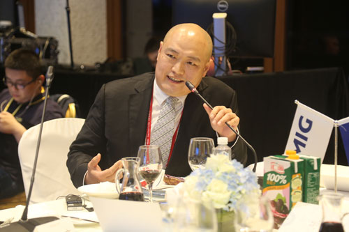 �ŵ�ǿ������ؼ��ʿ�����ʾOLED��ҵ