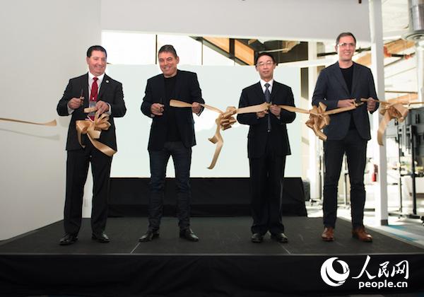 ���ڴ�ʼ�˱ϸ���������������ף���һ�����й�פ�ɽ�ɽ���������Ž��£��Ҷ�����������������Ա����ɭΪ���ڱ����ܲ����ü��ʡ�