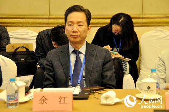 ���������ѧ��У�� �཭���������Ӱ��