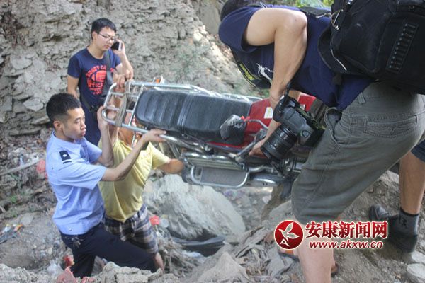 ����Ħ�г�����������  ����ϵȺ�ڰ��һ�3.jpg