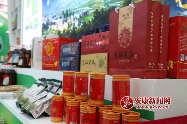 ��������ʳƷ&ldquo;��̲&rdquo;��½����Ϊ�ڶ��ο�������&ldquo;����&rdquo;  ���� ��_meitu_19.jpg