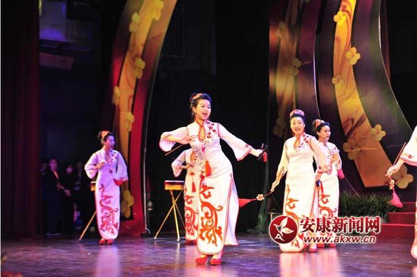 ʮһ�սڻ����ݳ��ں������� ʮ�����Ʒ��������۸� �º���5.jpg