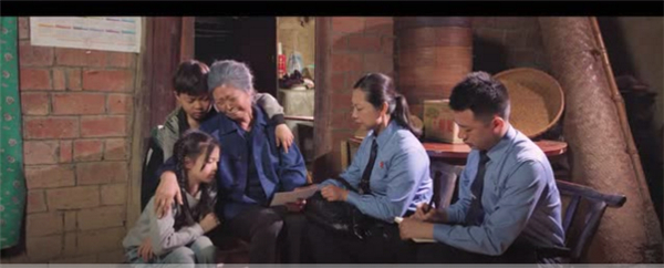 �۽��������΢��Ӱ�����ڼҾ��ڡ�