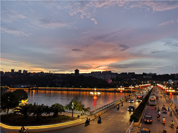 ���պ���ҹ