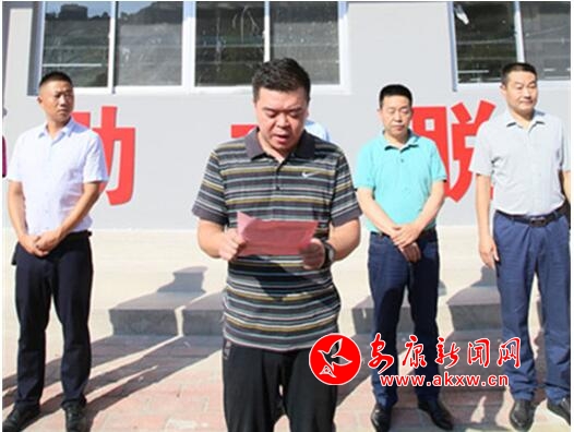QQ��ͼ20180821174112.jpg
