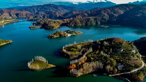 ��孺�֮���˵����2018��11��18������������ʡ�����к�������������˹���孺�������&rdquo;����ǧ����֮��&ldquo;����Ӱ��Ƥ��