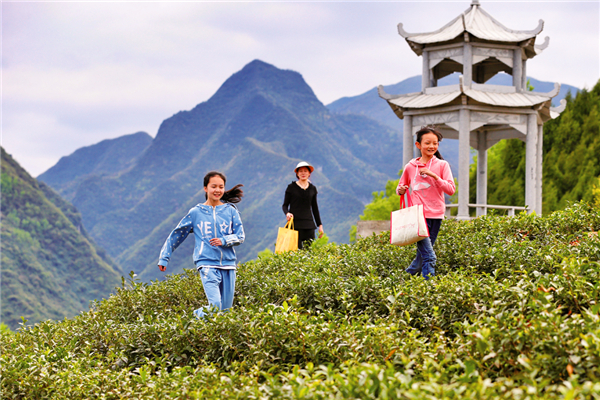 �����ں���ʯȪ����ͼ��