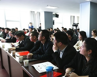 �����ձ���2019��ȴ���ͨѶԱ��ѵ�࿪��