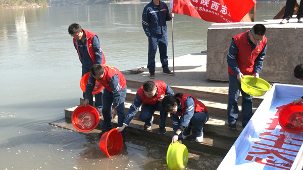 ��ֳ����������ˮ��ɽ