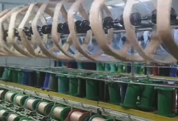 ������ɣ ��С���С�˿��·