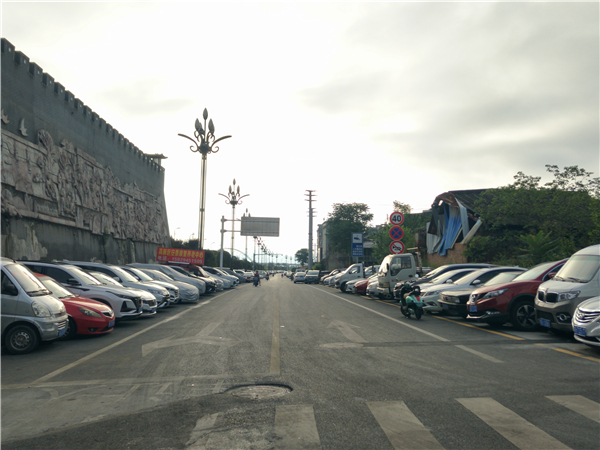 �������ⶫ���ڣ�������ͣ������