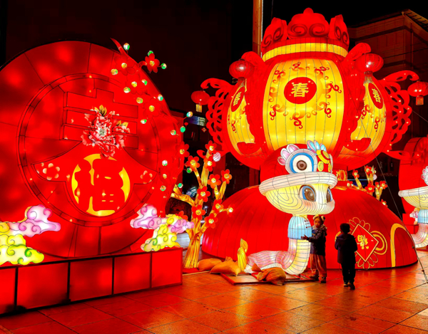 �Ļ��й��У��ʵ���Լ�� ��ζ̤����