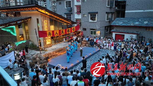 ���ϳ����ϡ��ഺ�Ÿ衱�����ش�ѧ�����ֻ�