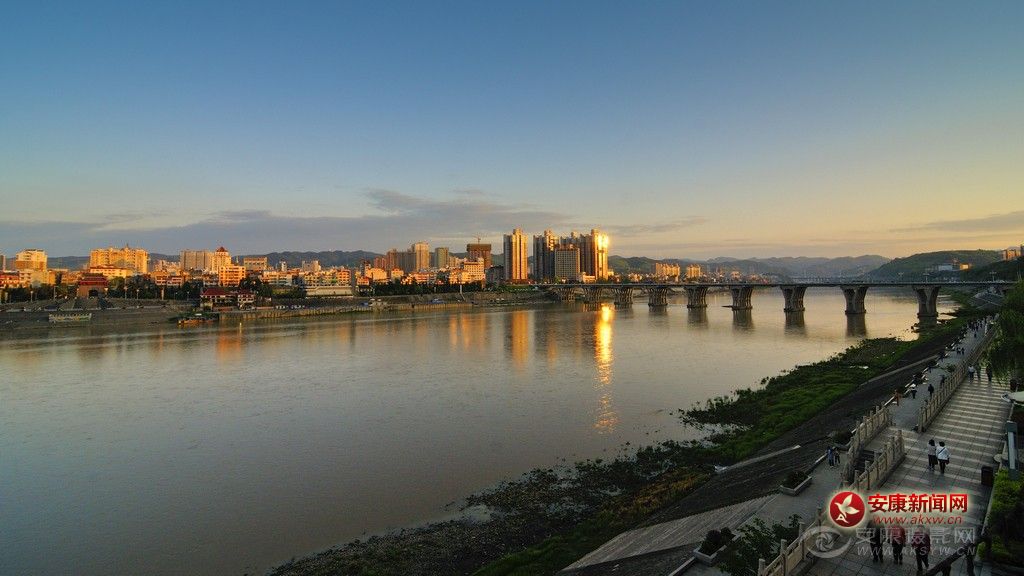 Ϧ������