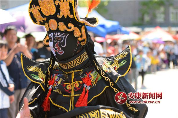 �������������߽�ʯȪ