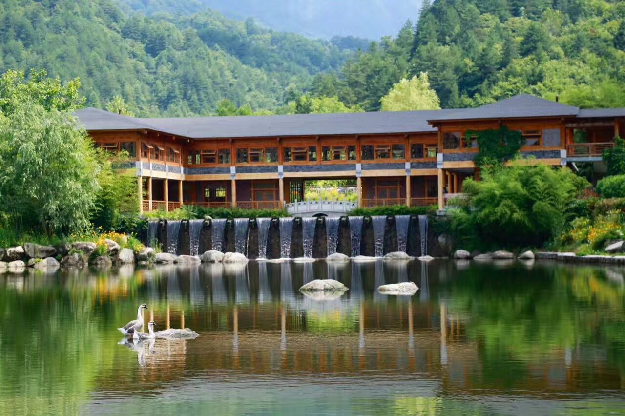 �ϰӺ�ɽׯ���