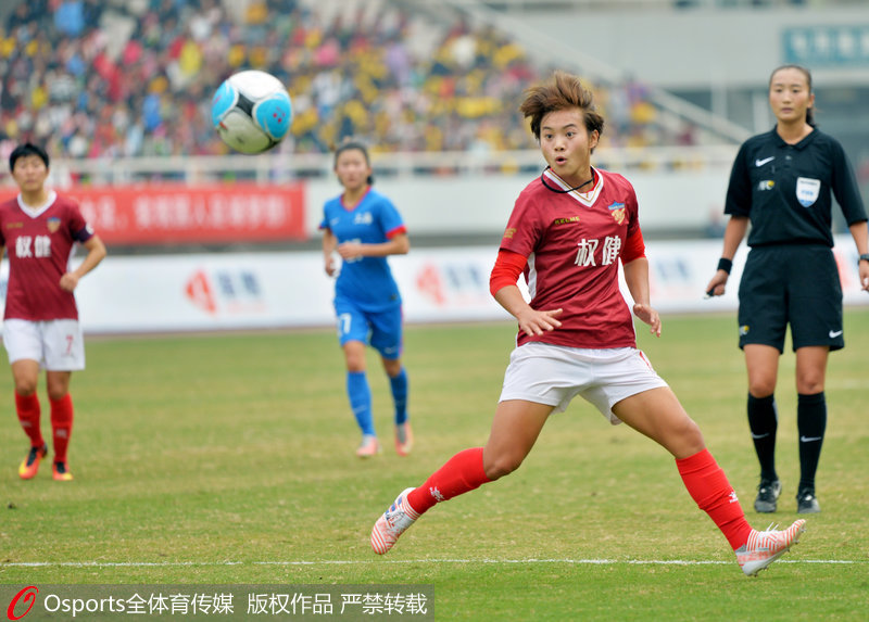 Ȩ��Ů����˪׼������