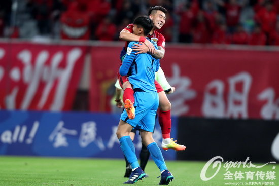 2018��5��2�գ�2018����Э����5�֣��Ϻ��ϸ�4��3������4��3��ʤ�����˺ͣ��տ��������˵�������ӽ����� (Osportsȫ������ý ��Ȩ��Ʒ �Ͻ�ת��) 